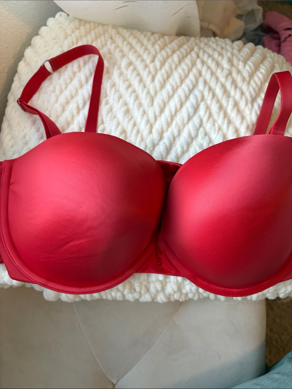 Victoria's Secret Bright Red Molded Push-Up Bra
